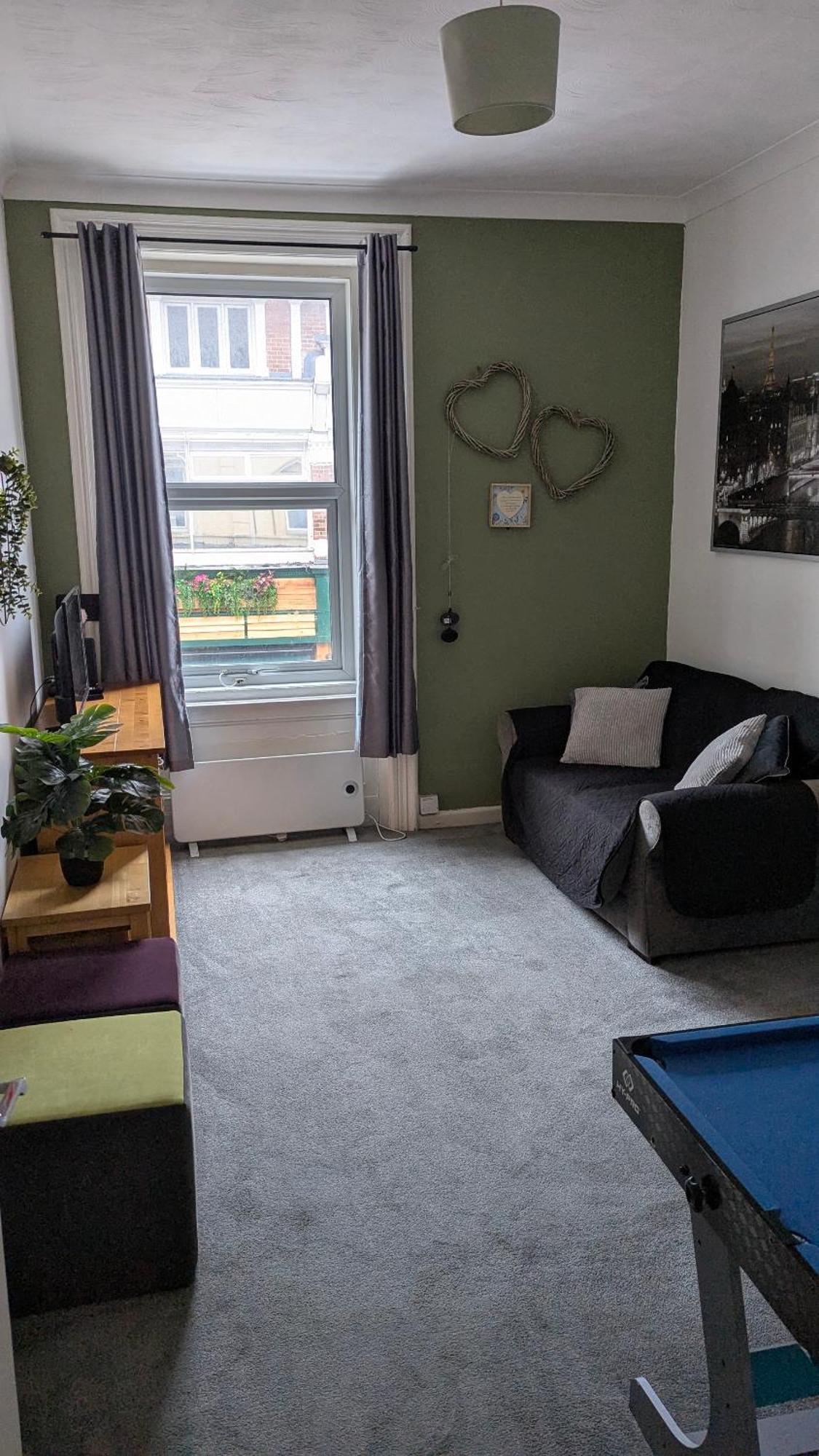 Homely Apartment In The Heart Of Town Centre - Sleeps 6 伯恩茅斯 外观 照片